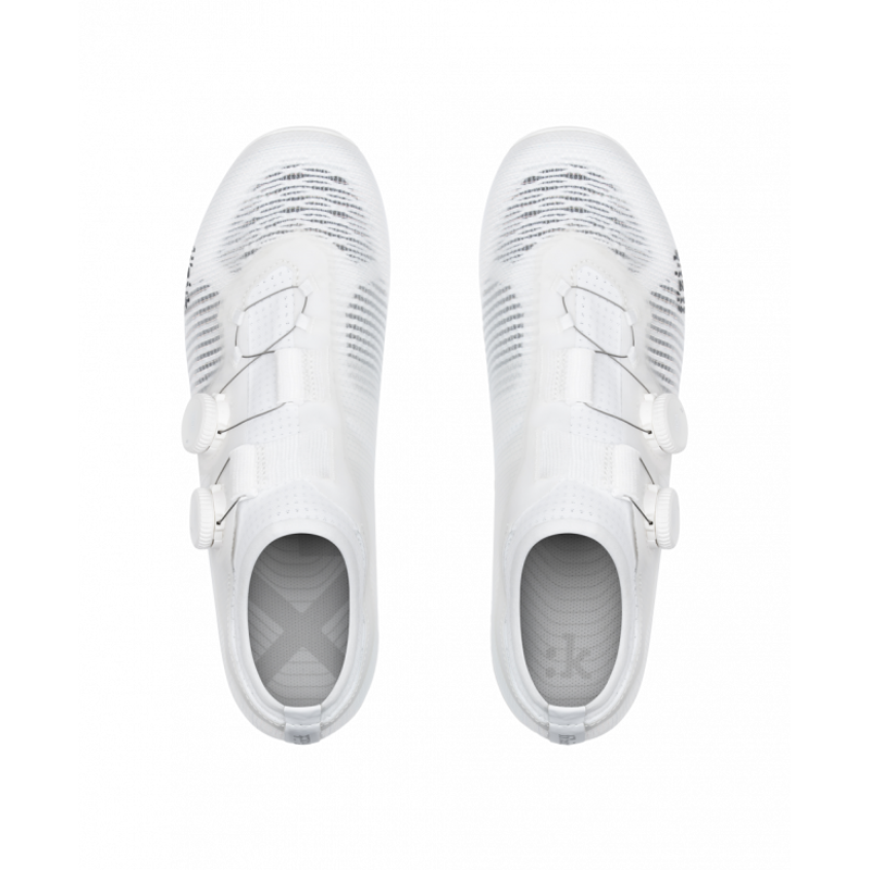 Fizik Vento Vega Carbon Road Shoes in White-2