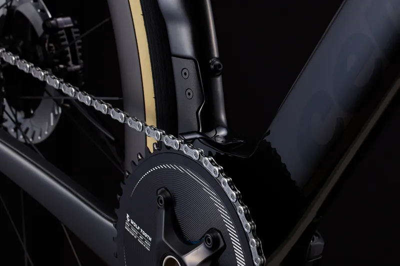 Cervelo Aspero-5 Shimano GRX RX825 Di2 1 Five Black Carbon Gravel Race Bike-2