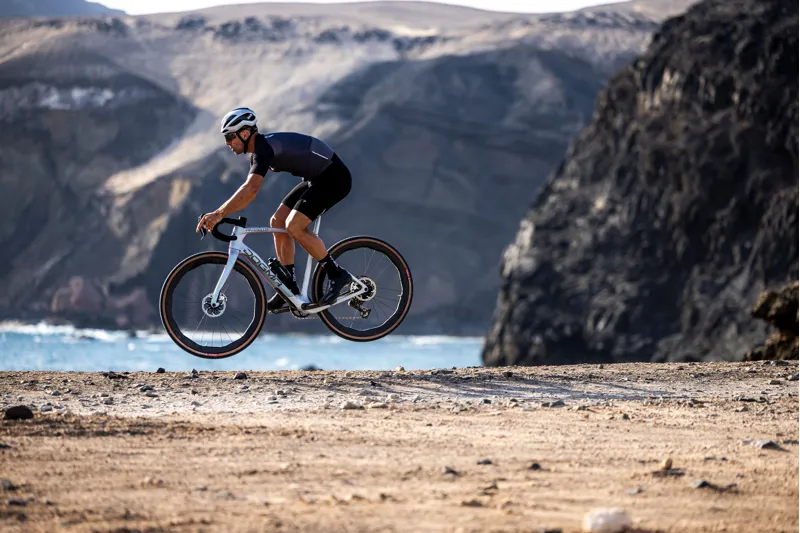 Pinarello Dogma GR Interstellar Grey Matt Carbon Gravel Race Frame Kit-13