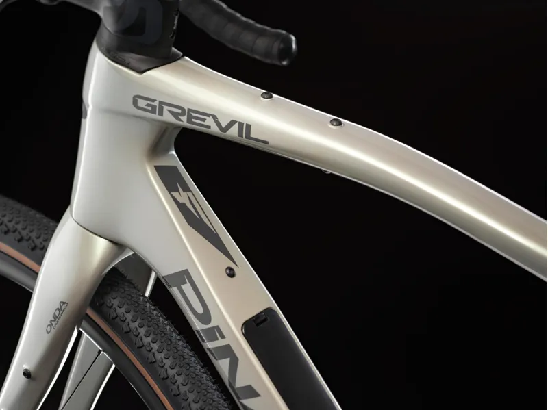 Pinarello Grevil F1 Comet Silver Shiny GRX610 Carbon Gravel Bike-8