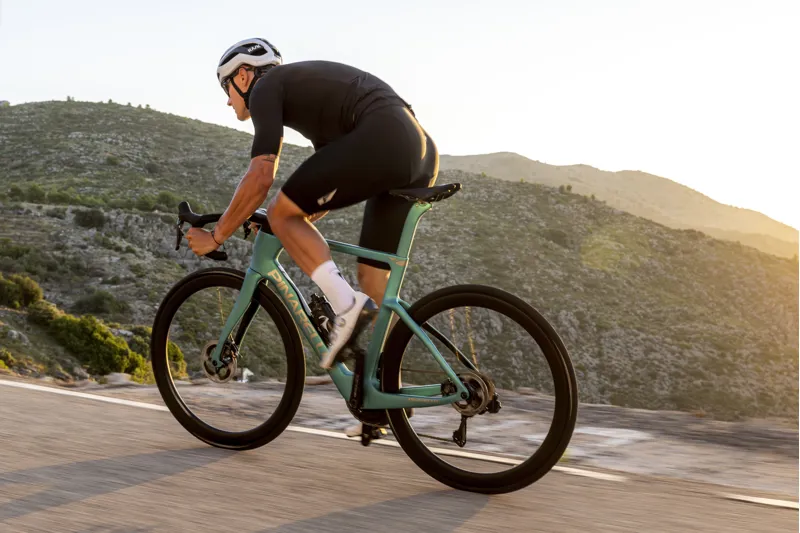 Pinarello F7 Disk Ultegra Di2 Formula Green Carbon Road Race Bike-9