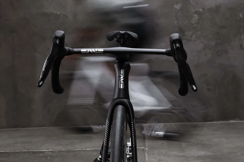 Enve Melee V2 Foundation Ultralight Black SRAM RED AXS -2