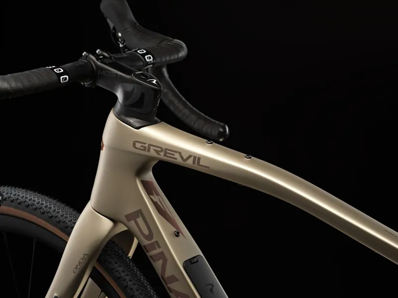 Pinarello Grevil F1 Atlai Dust GRX610 Carbon Gravel Bike-8