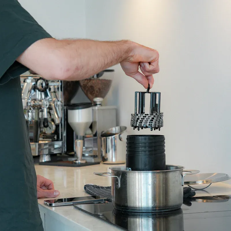 CeramicSpeed UFO Ultra Endurance Wax Kit in Red-2