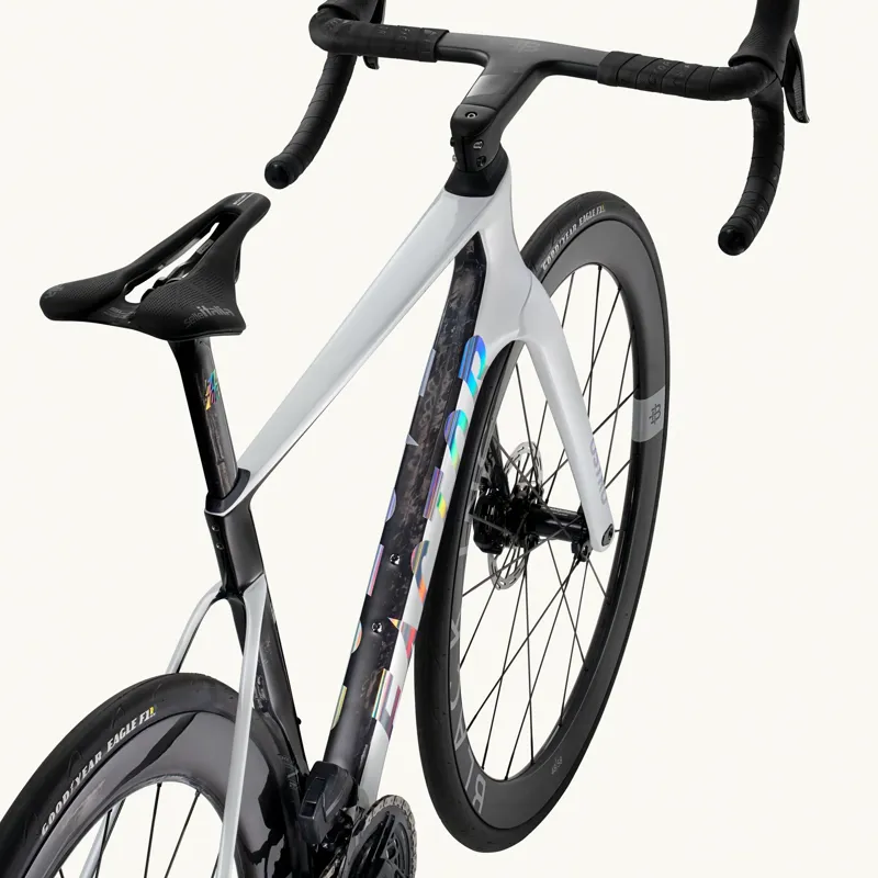 Factor Ostro Vam 2.0 Disc Shimano Dura Ace Di2 Bike White Chrome-6