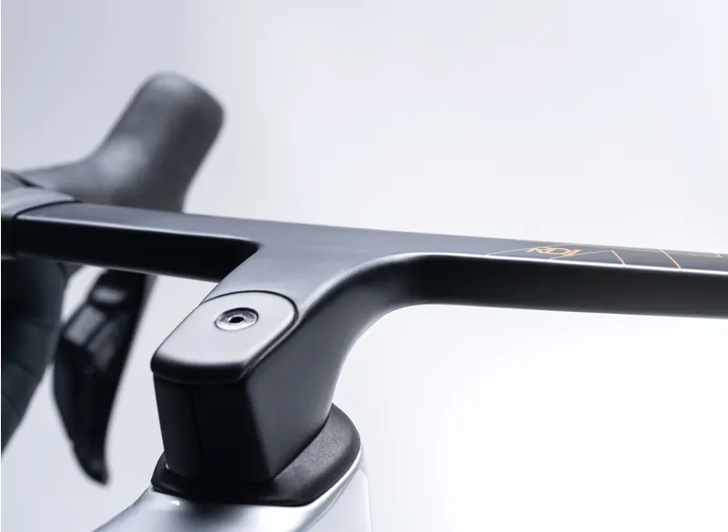 Reserve RD1 Carbon One-piece Handlebar and Stem-6