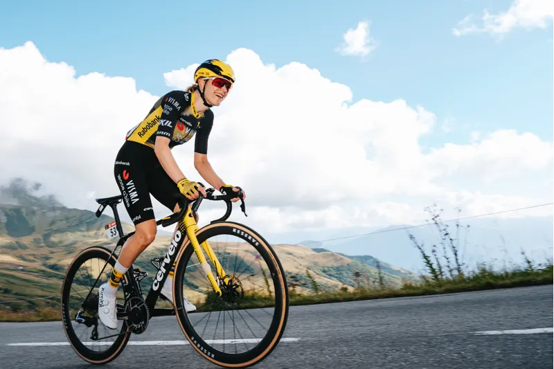 Cervelo R5 Shimano Ultegra Di2 Five Black/Silver Carbon Lightweight Road Race Bike 2026-6