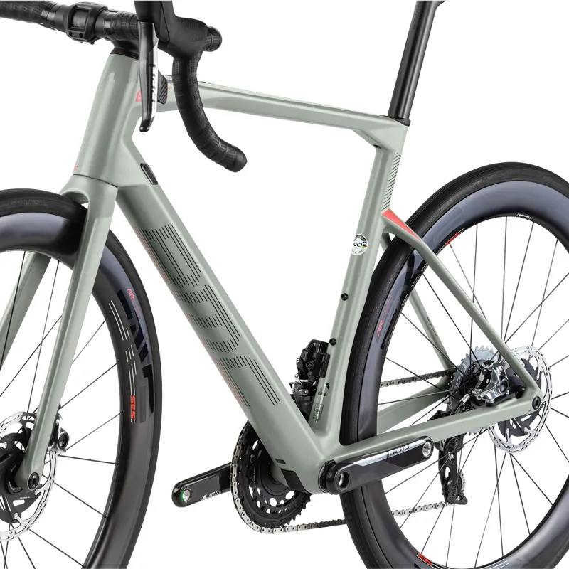 2020 BMC Roadmachine 01 One SRAM RED eTap AXS Carbon Road Bike