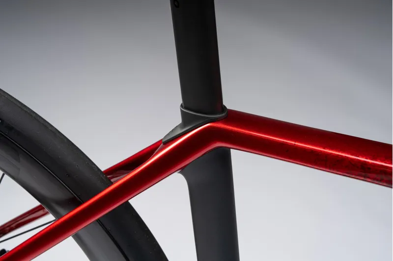 Colnago C72 Disc 2026 Carbon Road Race Bike With Dura Ace Di2 ENVE 4.5 SES HFRD Black Red-6