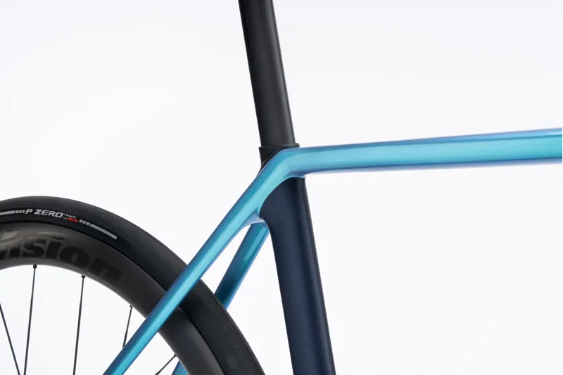 Colnago C72 Disc 2026 Carbon Road Race Bike With Dura Ace Di2 ENVE 4.5 SES HFTB Blue Light Blue-5