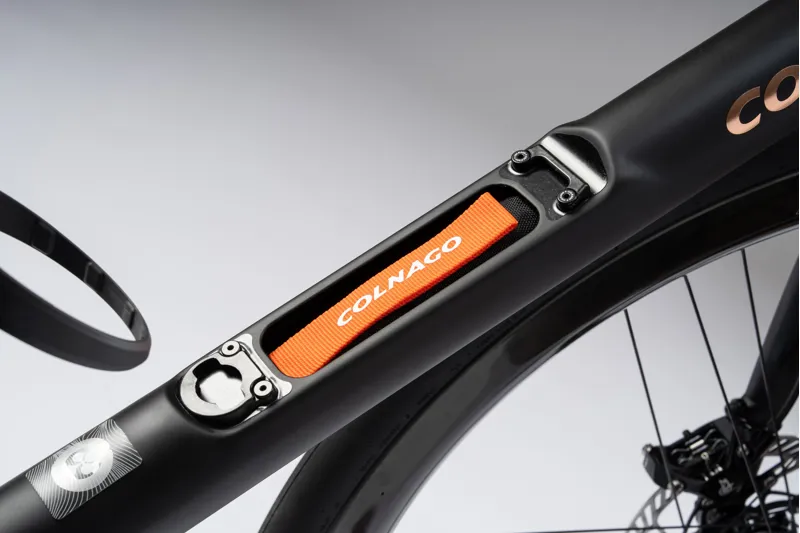 Colnago C72 Disc 2026 Carbon Road Race Bike With Dura Ace Di2 ENVE 4.5 SES HFTB Blue Light Blue-12