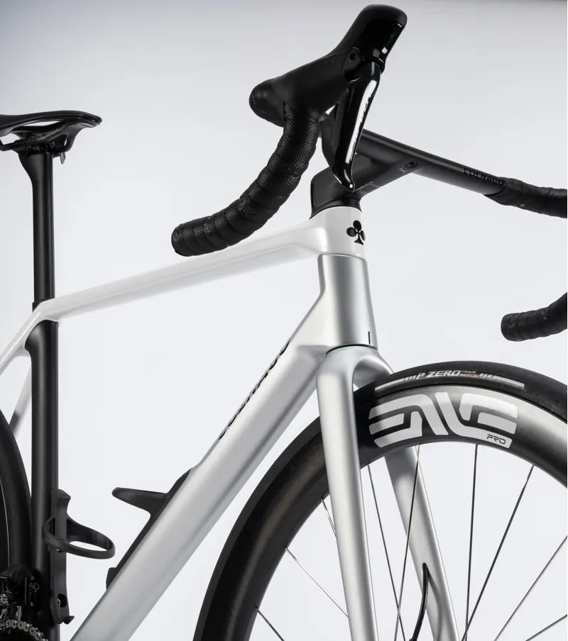 Colnago C72 Disc 2026 Carbon Road Race Bike With Dura Ace Di2 ENVE 4.5 SES HFWS Black Silver White-3