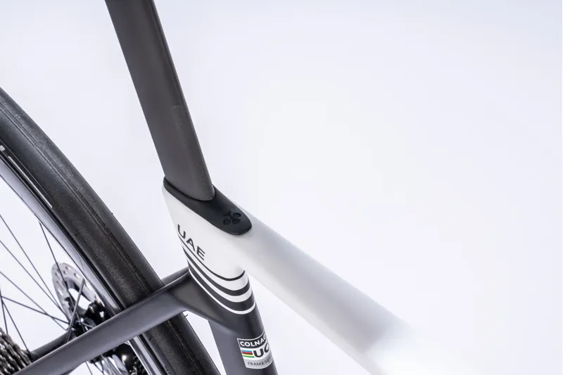 Colnago V5Rs Disc 2025 Carbon Road Bike Ultegra Di2 - Team SDM5-6