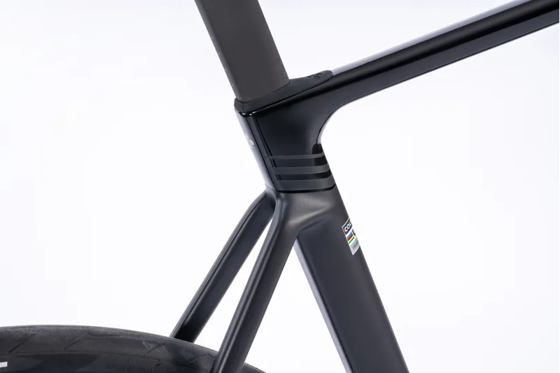 Colnago V5Rs Disc 2025 Carbon Road Bike Ultegra Di2 - Black VRBK-4