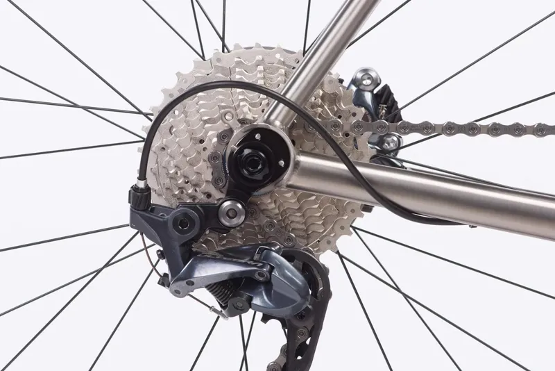 Enigma Escape 3AL 2.5V Titanium Disc Frameset With Fork-8