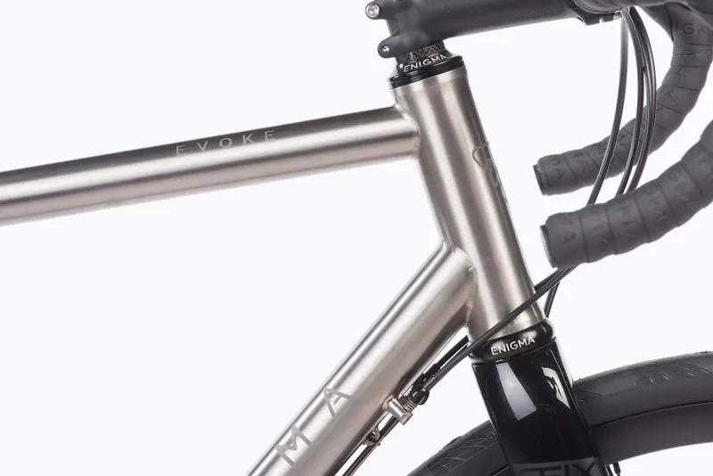 Enigma Evoke 3AL 2.5V Titanium Disc Frameset With Fork-4