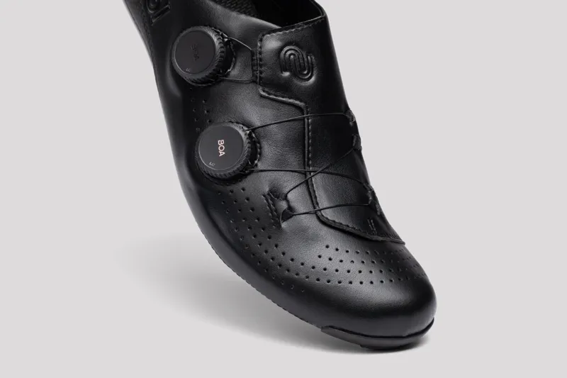 Nimbl Ultimate Glide Carbon Road Shoes in Black-2