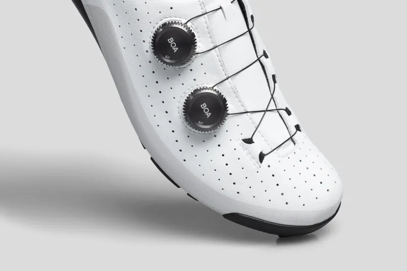 Nimbl Urano Carbon Gravel Shoes in White/Black-3