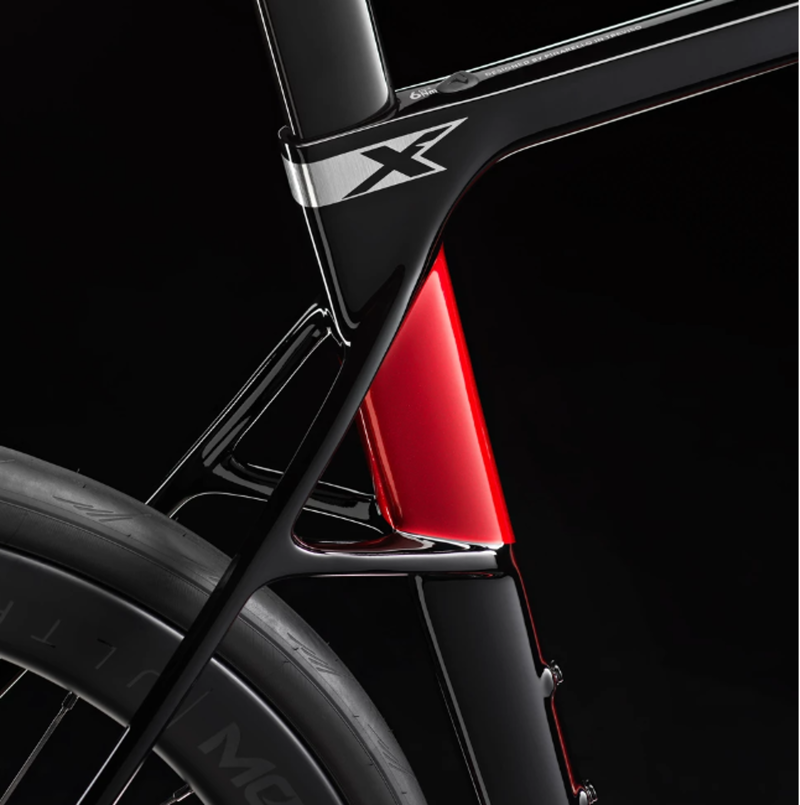 Pinarello X5 105 Di2 Starry Red Carbon Road Bike-5
