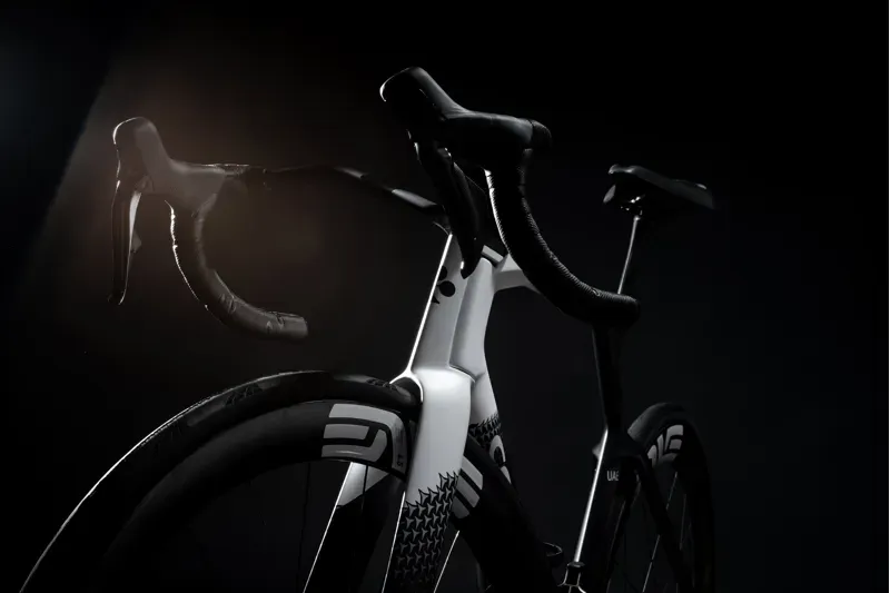 Colnago Y1RS Disc 2025 Carbon TT Aero Frameset UAE-2