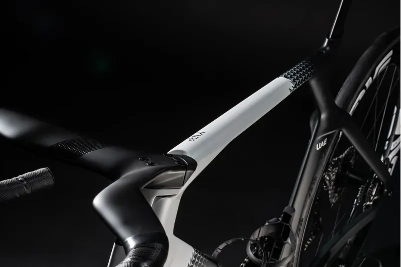 Colnago Y1RS Disc 2025 Carbon TT Aero Frameset UAE-4